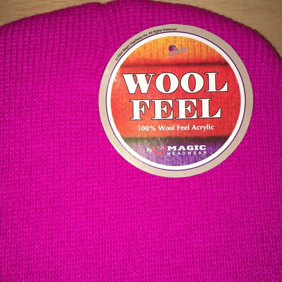 Women’s Lot Of 2 Winter Hats Hooters Wool Italy - Picture 6 of 8